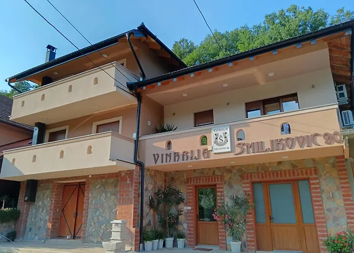 Smiljkovic90 公寓 *